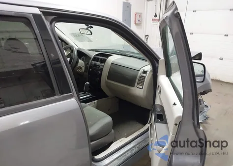 2008 Mazda Tribute I Sport из США, поврежденный, VIN 4F2CZ92Z98KM22321